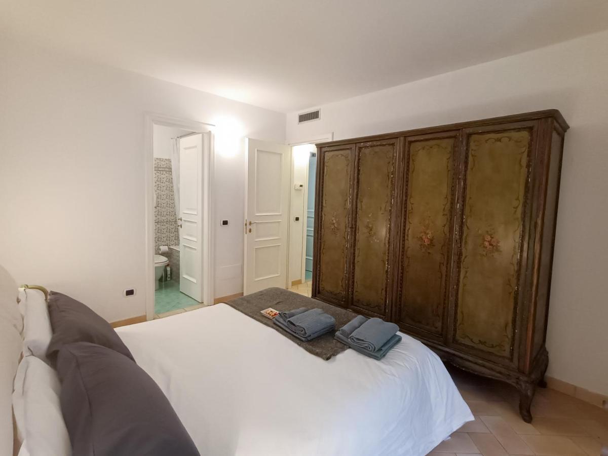 Altido Villa Milva With Car Park Beside The Beach 帕拉基 外观 照片