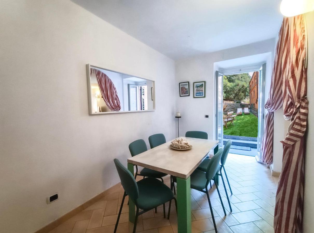 Altido Villa Milva With Car Park Beside The Beach 帕拉基 外观 照片